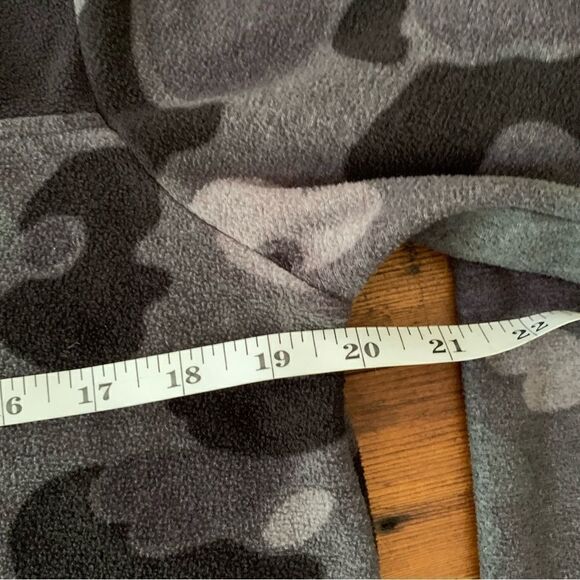 Northface Mens Camo Snap Collar Fleece Gray Black Pullover Sz S - Picture 6 of 8
